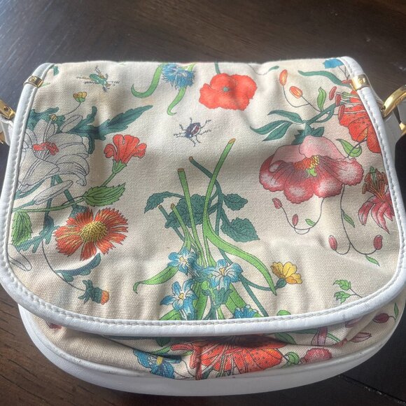 GUCCI Floral Interlocking GG Crossbody Bag - Picture 6 of 12
